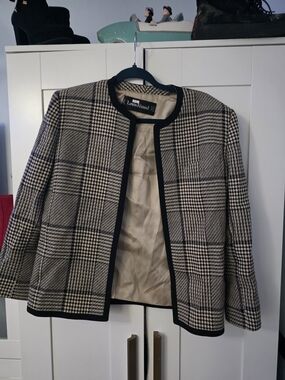 Louis Feraud Black & Cream Plaid Collarless Blazer